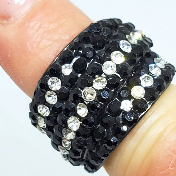 Pave' Black and Clear Rhinestone Cigar Band Fashion Stretch Ring - Picture 10 of 10